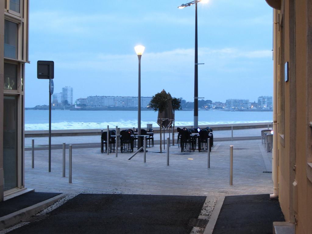 Hotel & Cantine De La Plage Les Sables-d'Olonne Ngoại thất bức ảnh